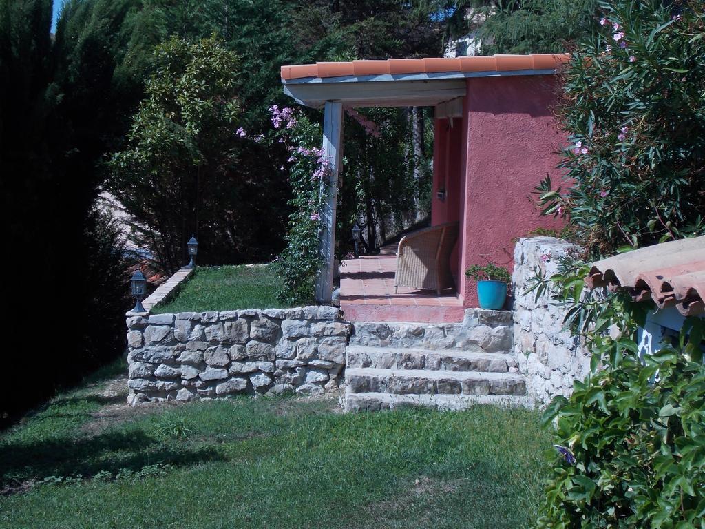 Bed and Breakfast Le Mas De L'Aighetta Èze Exterior foto